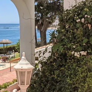 Apartamento Tranquil Oceanfront Escape, One-bedroom Haven, Mijas